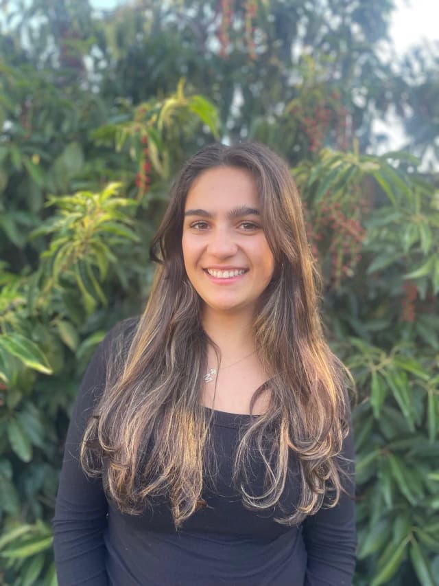 Maya Mastorakos - VCE English Tutor Moonee Ponds Brunswick Coburg